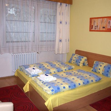 Hotel Komarov Brno Bilik gambar